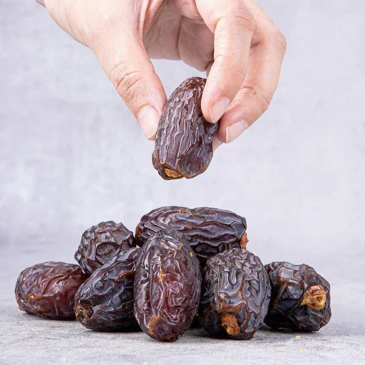 1 LB Premium Medjool Dates - Image 4