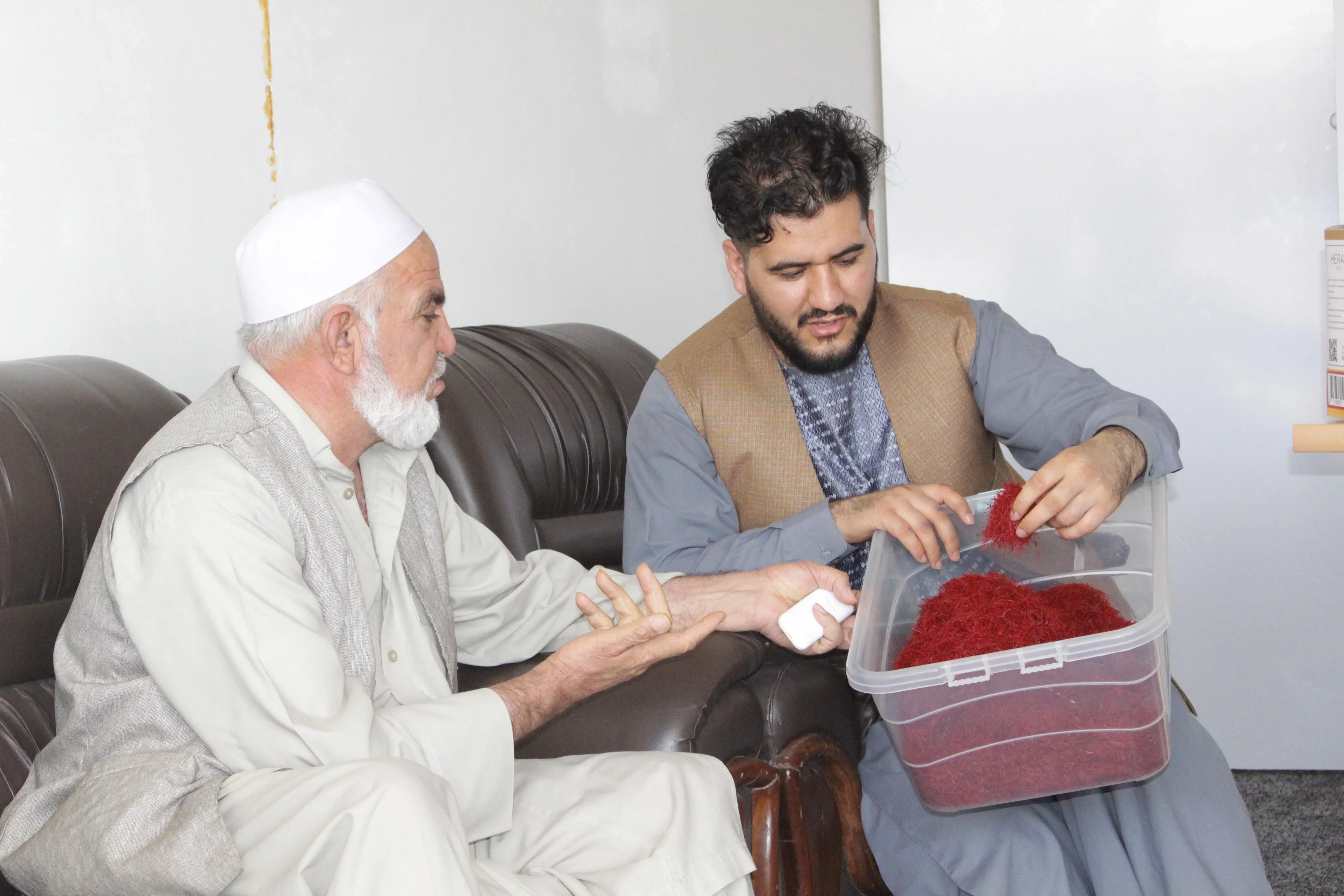 1 KG (2.2 LBs) Heray Saffron, Afghani Superior Negin Quality - Image 13