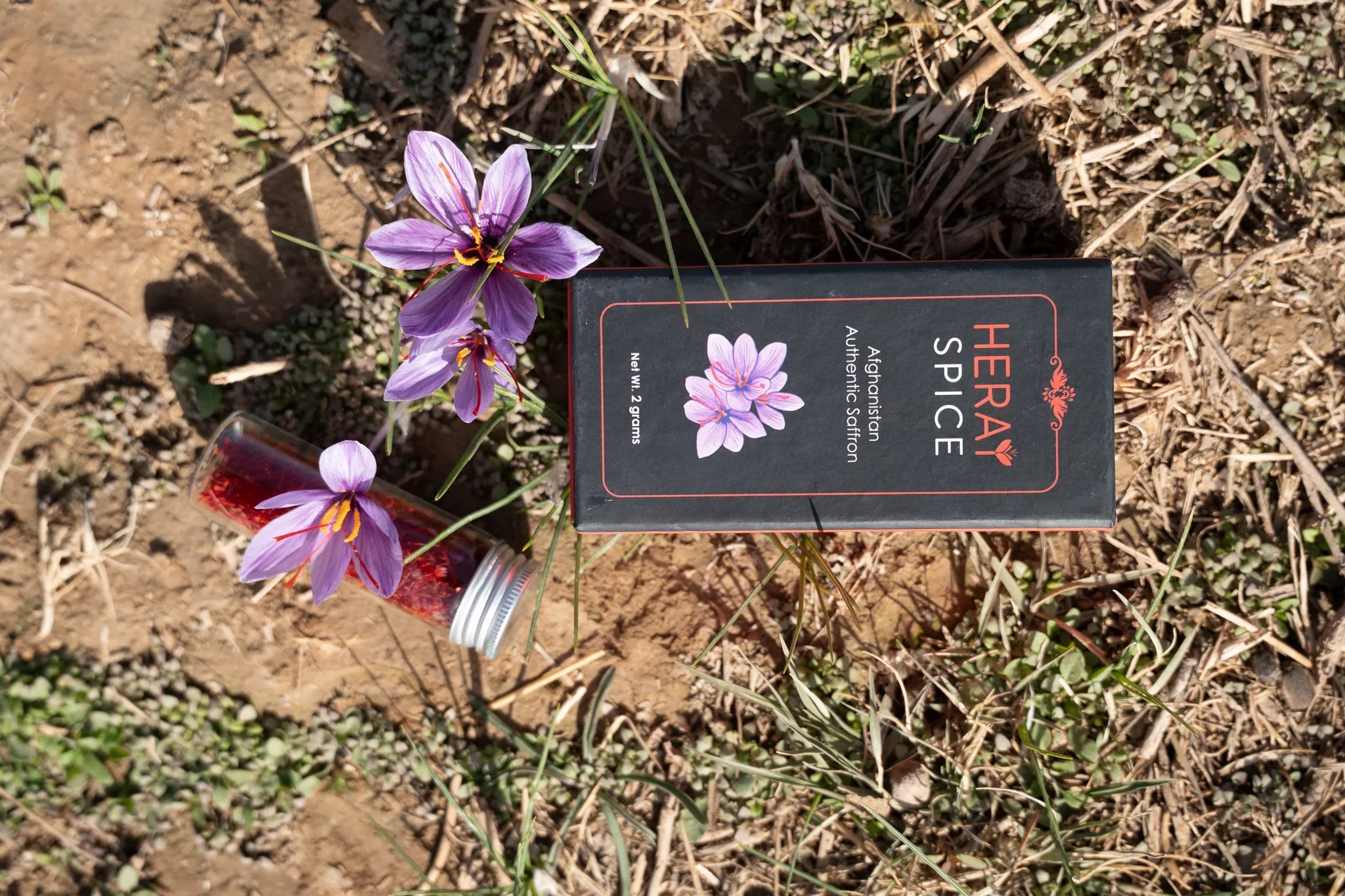 Gift Box Trio (A Jar of each Premium Saffron, Green Cardamom, Herati Mint Leaves) - Image 9